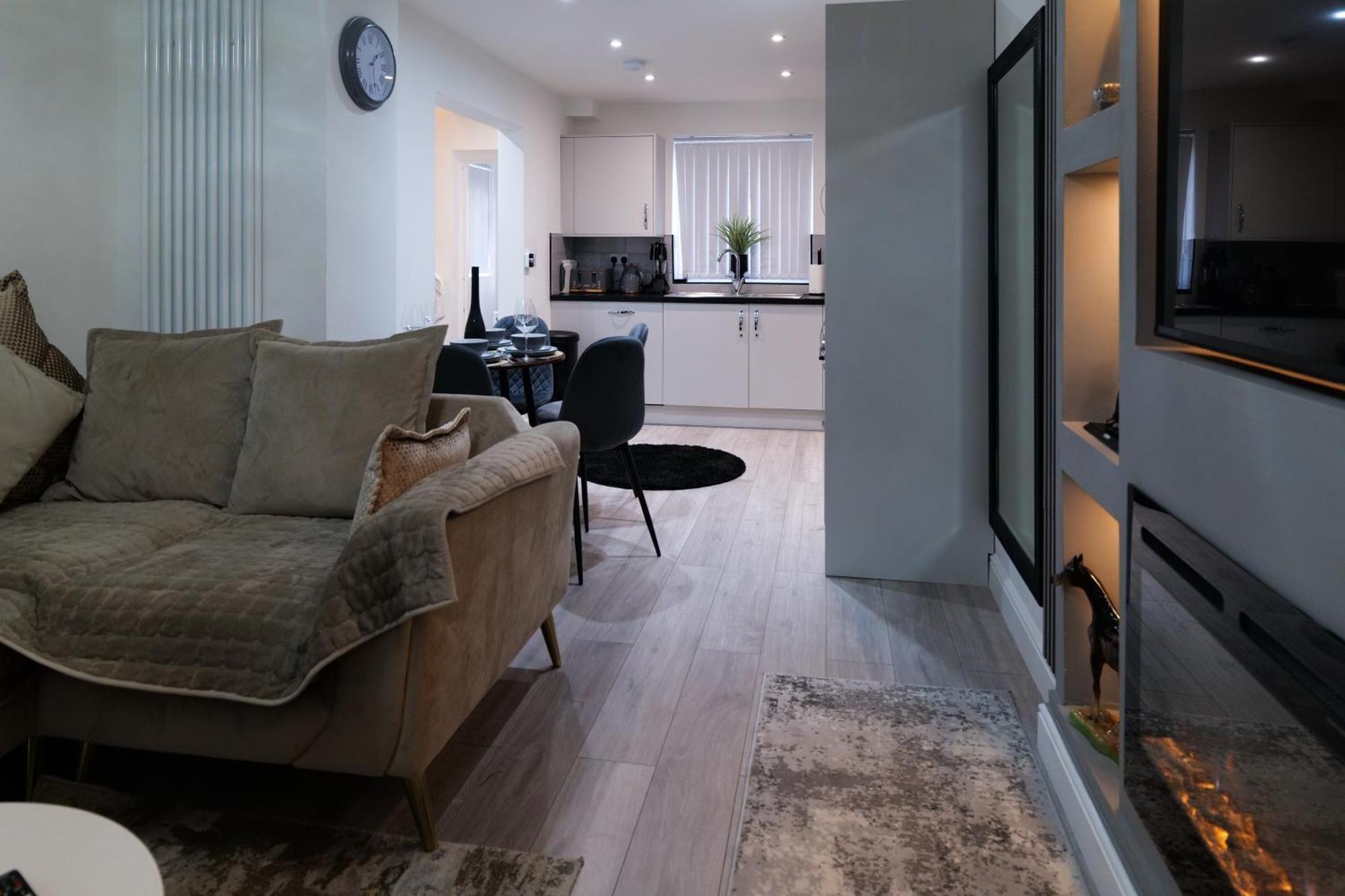 Downtown Cozy House In Manchester Ngoại thất bức ảnh